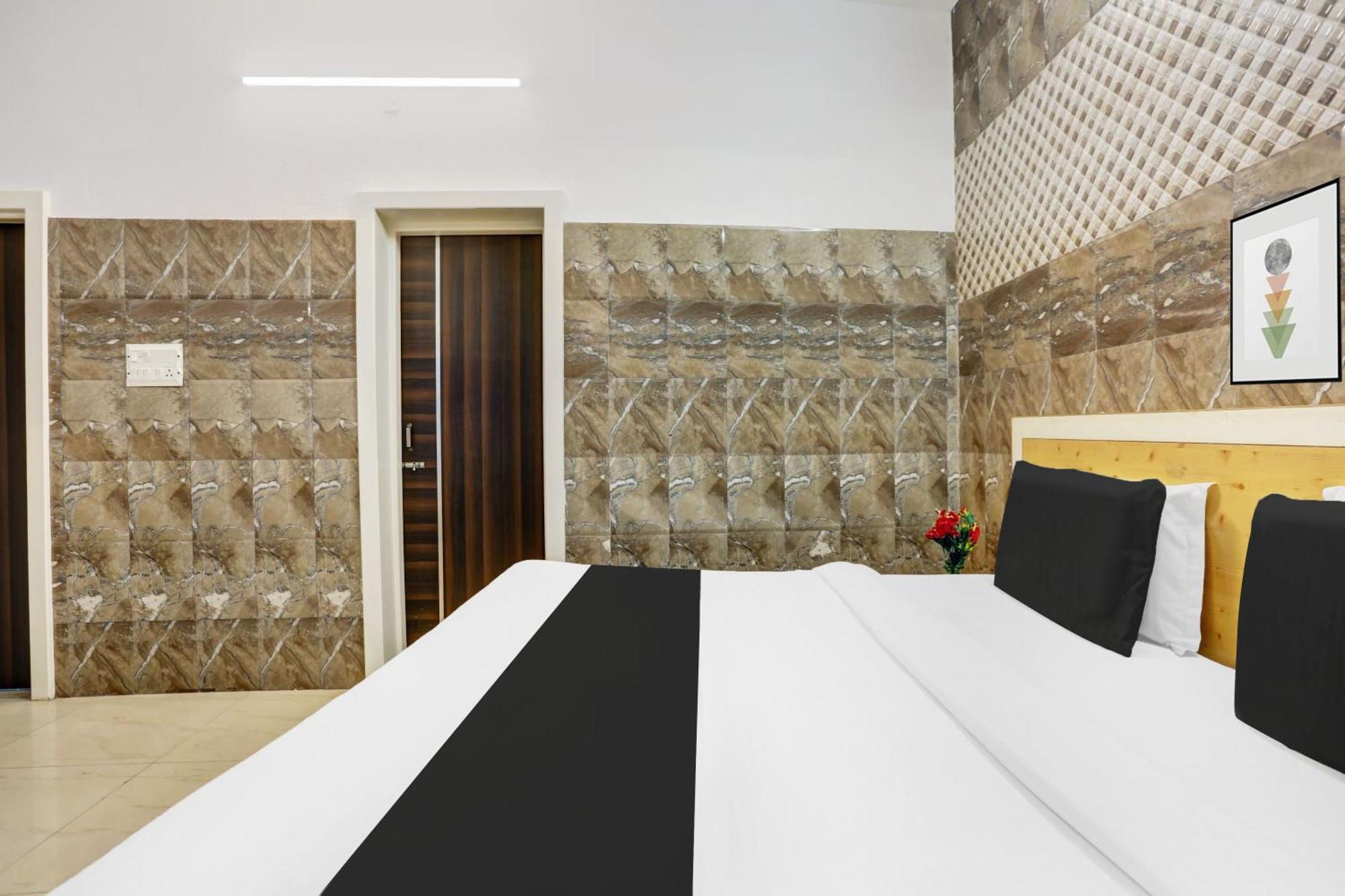 Hotel O Jammu Near Ragunath Bazaar Formerly Goodwill Luaran gambar